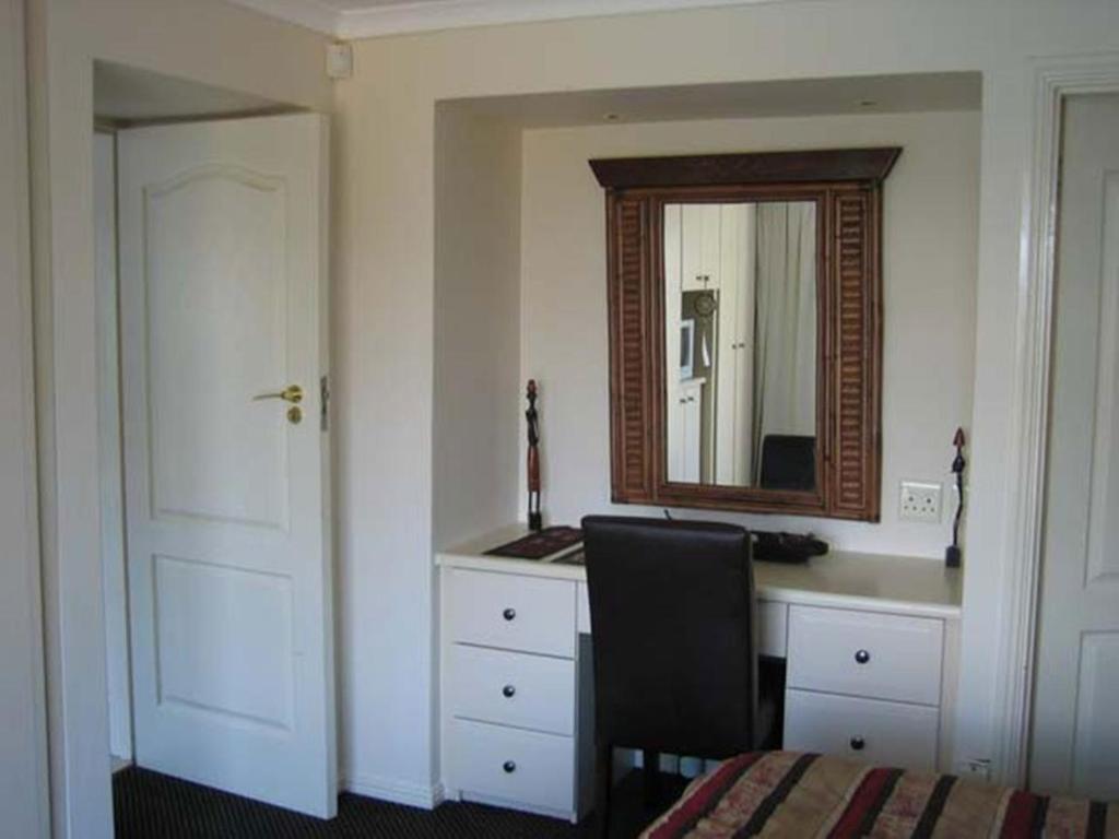 Amakhaya Lodge Хаут Бей Стая снимка