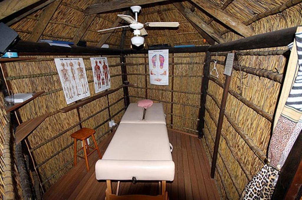 Amakhaya Lodge Хаут Бей Екстериор снимка
